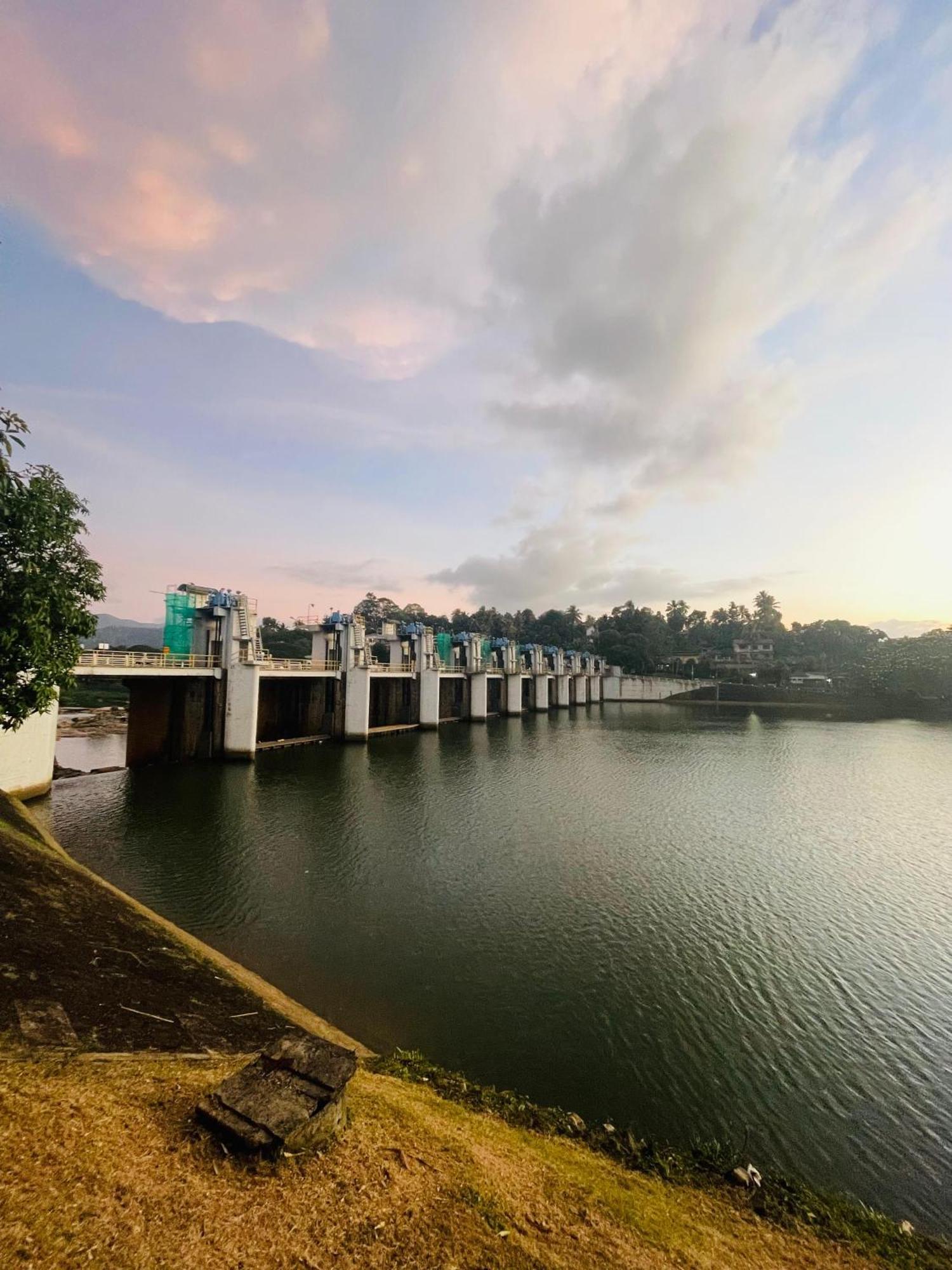 Mahaweli View Bungalow Kandy Dış mekan fotoğraf